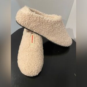 Bombas Sherpa Sunday Slipper Size 7